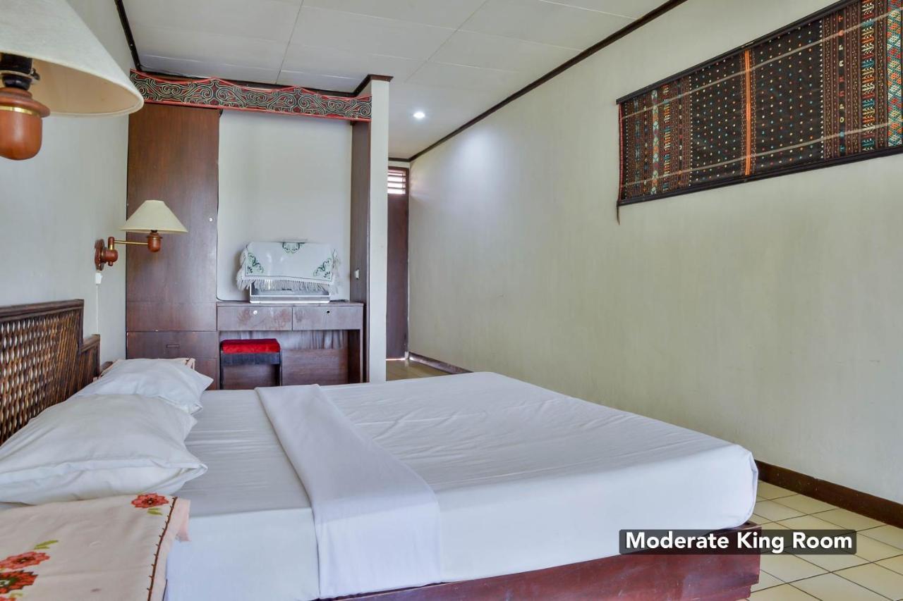 Silintong Hotel Ambarita Dış mekan fotoğraf